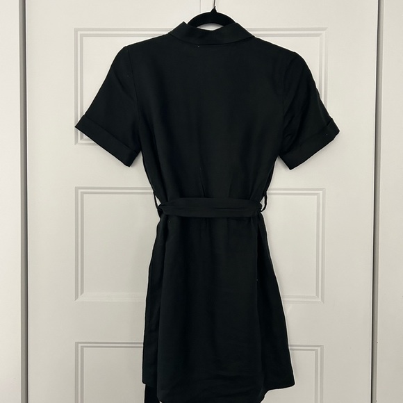 Aritzia Linen Dress - Picture 3 of 3